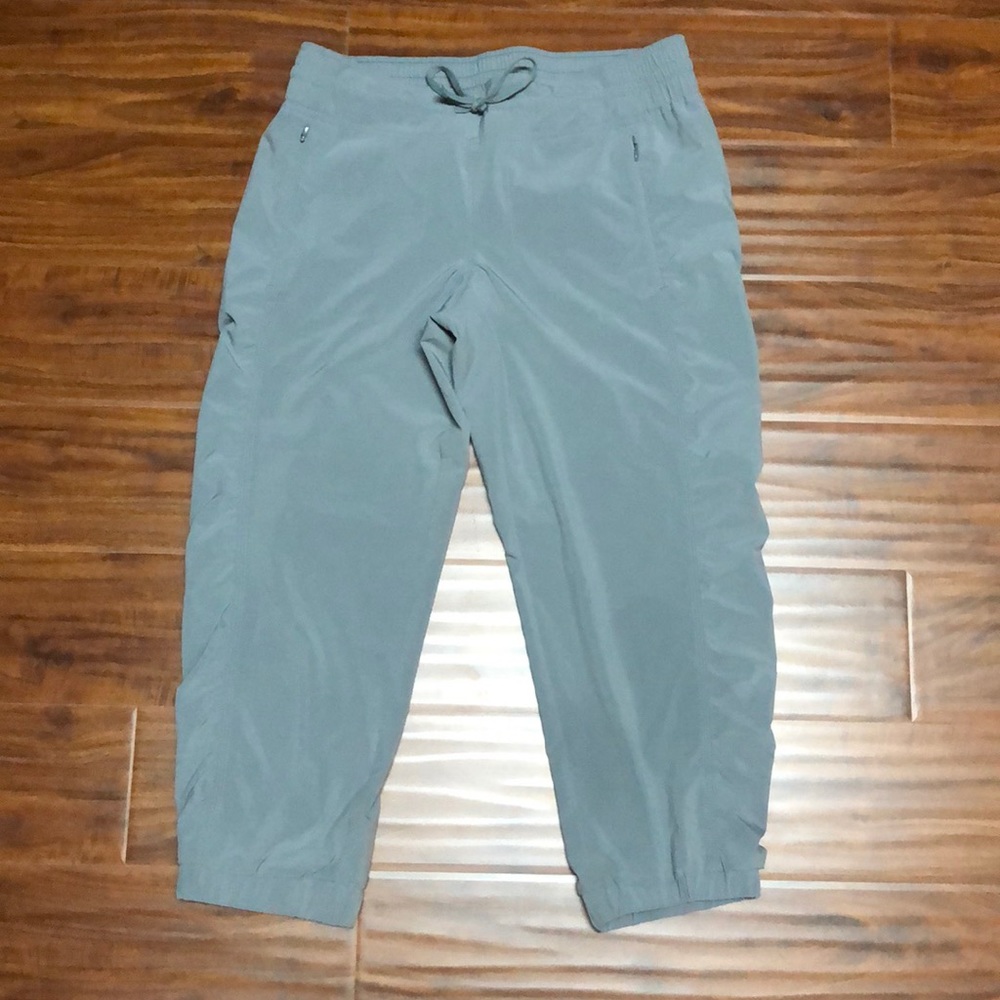 Athleta light weight jogger
